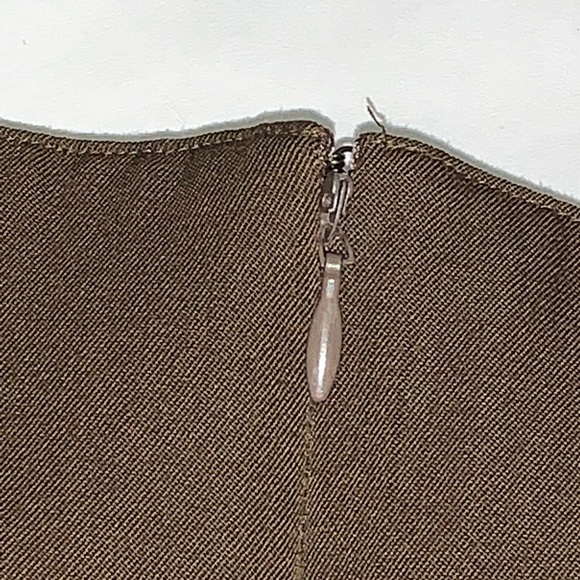 Ellen Tracy vintage tan/brown straight knee length skirt (size 14) - Picture 8 of 9